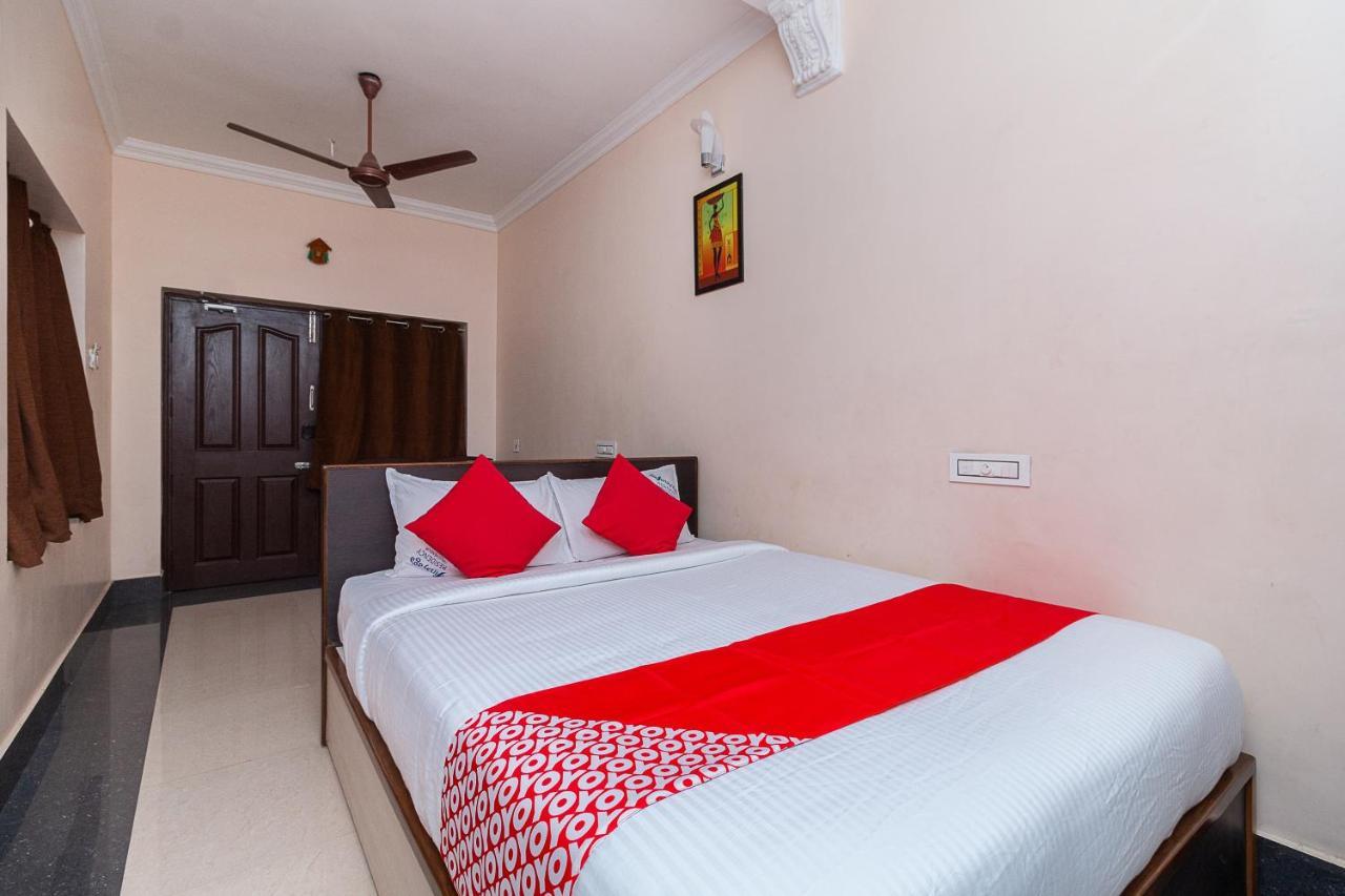 Hotel O Kanak Palace New Delhi Ngoại thất bức ảnh