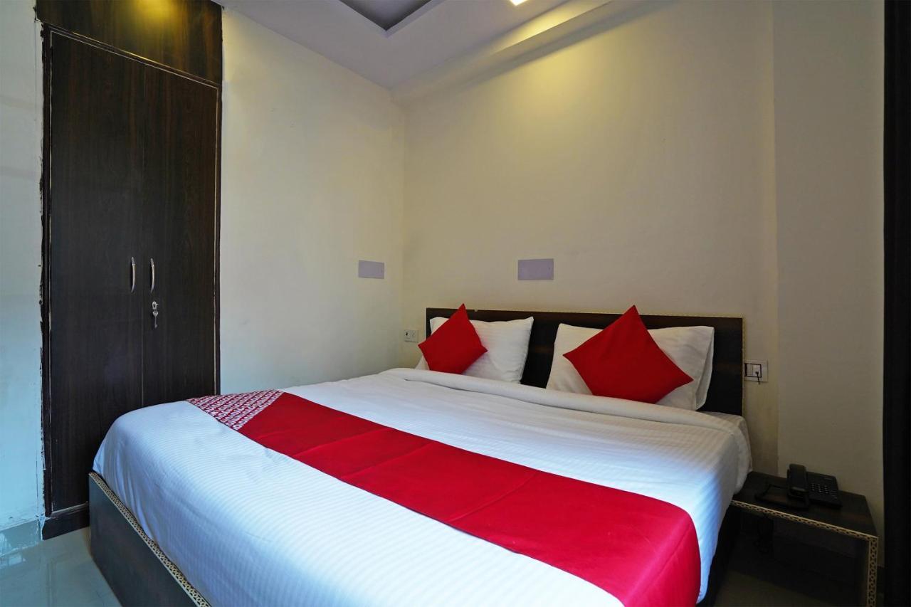 Hotel O Kanak Palace New Delhi Ngoại thất bức ảnh
