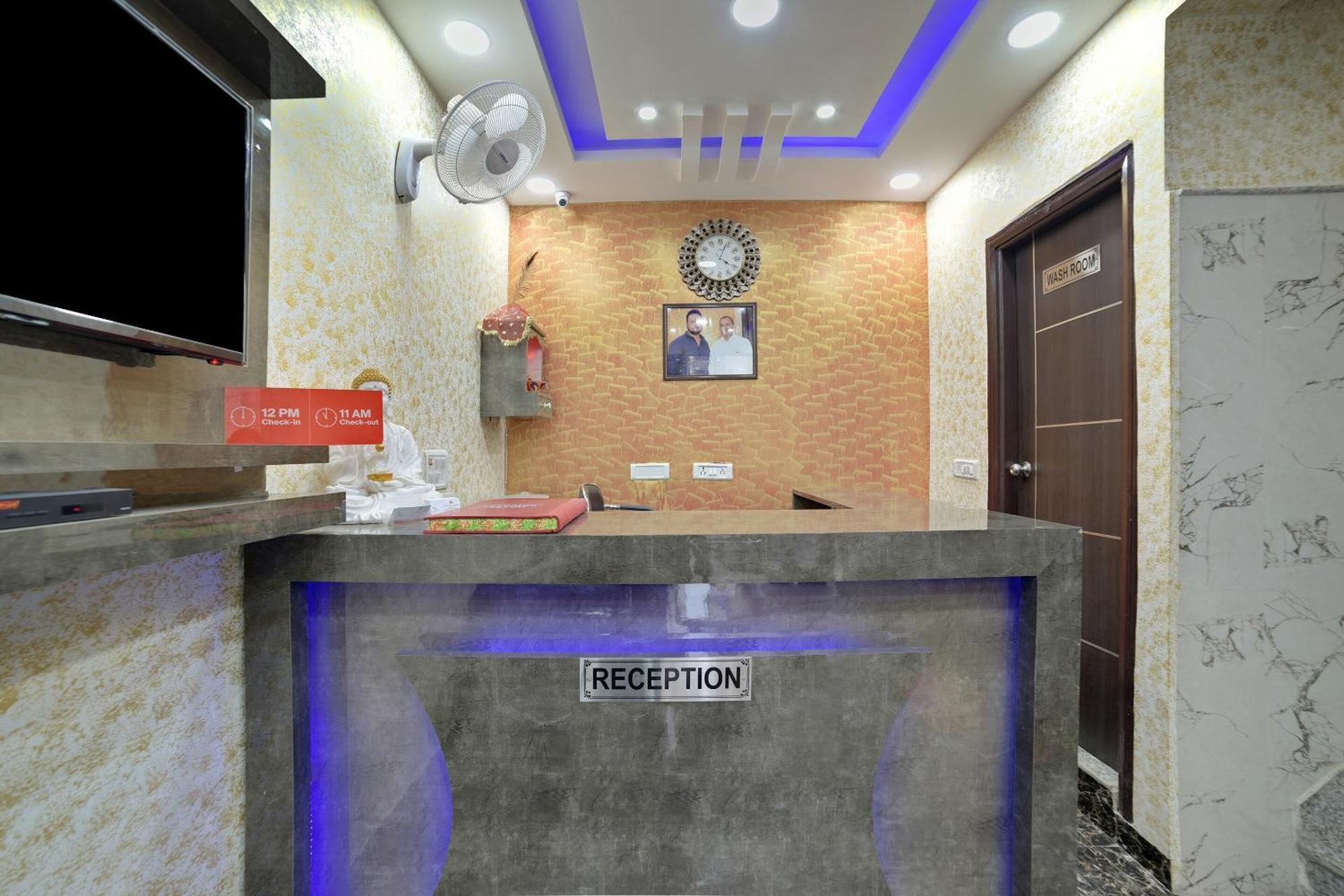 Hotel O Kanak Palace New Delhi Ngoại thất bức ảnh
