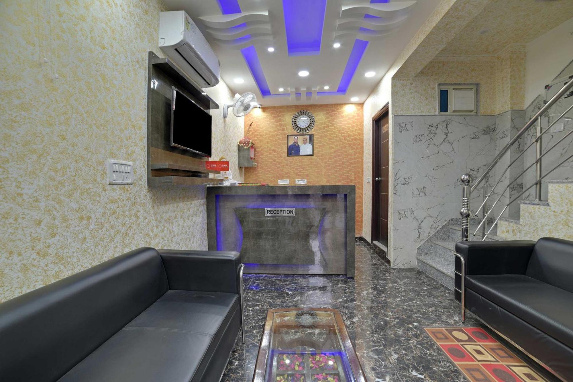 Hotel O Kanak Palace New Delhi Ngoại thất bức ảnh