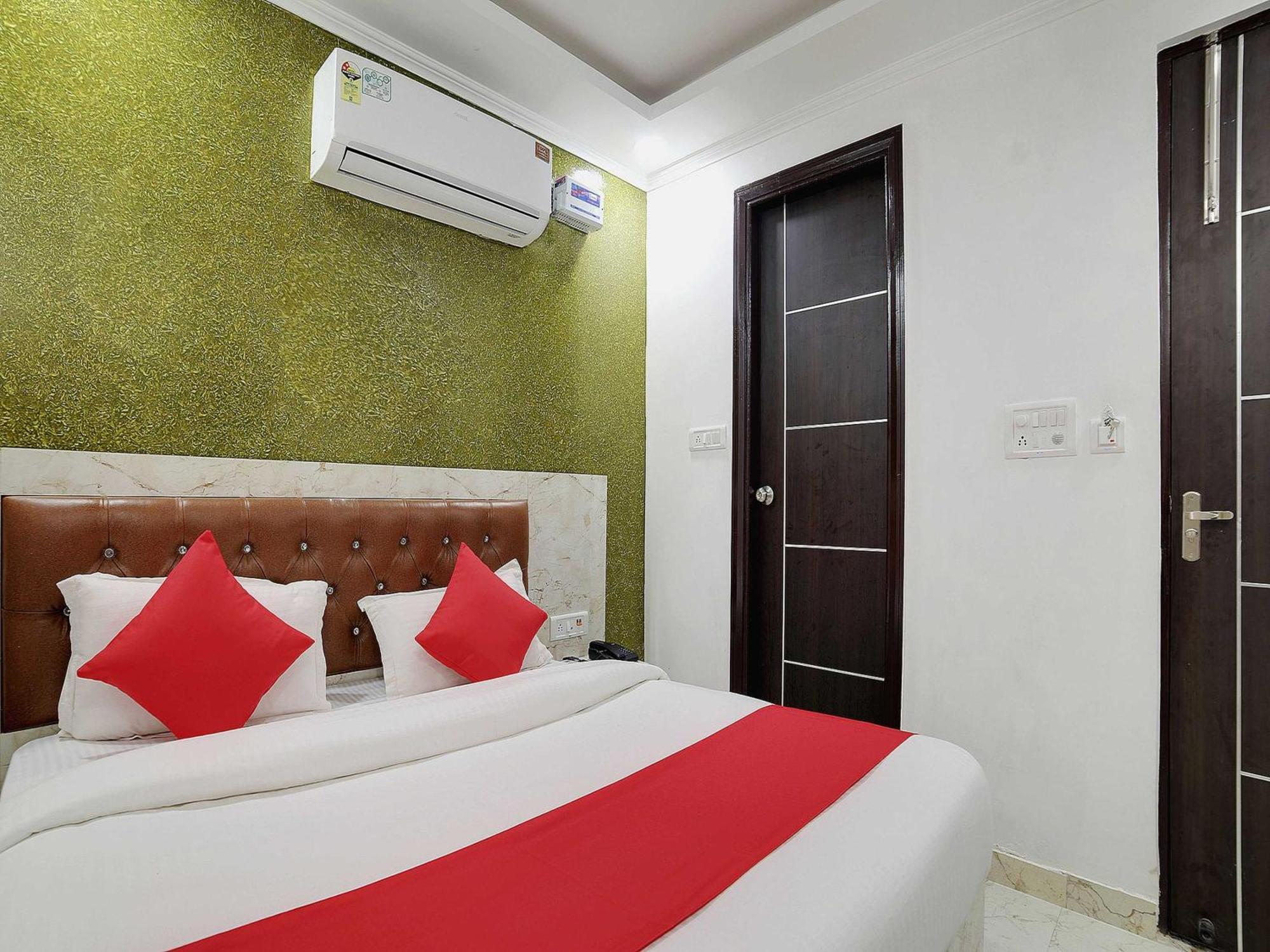 Hotel O Kanak Palace New Delhi Ngoại thất bức ảnh