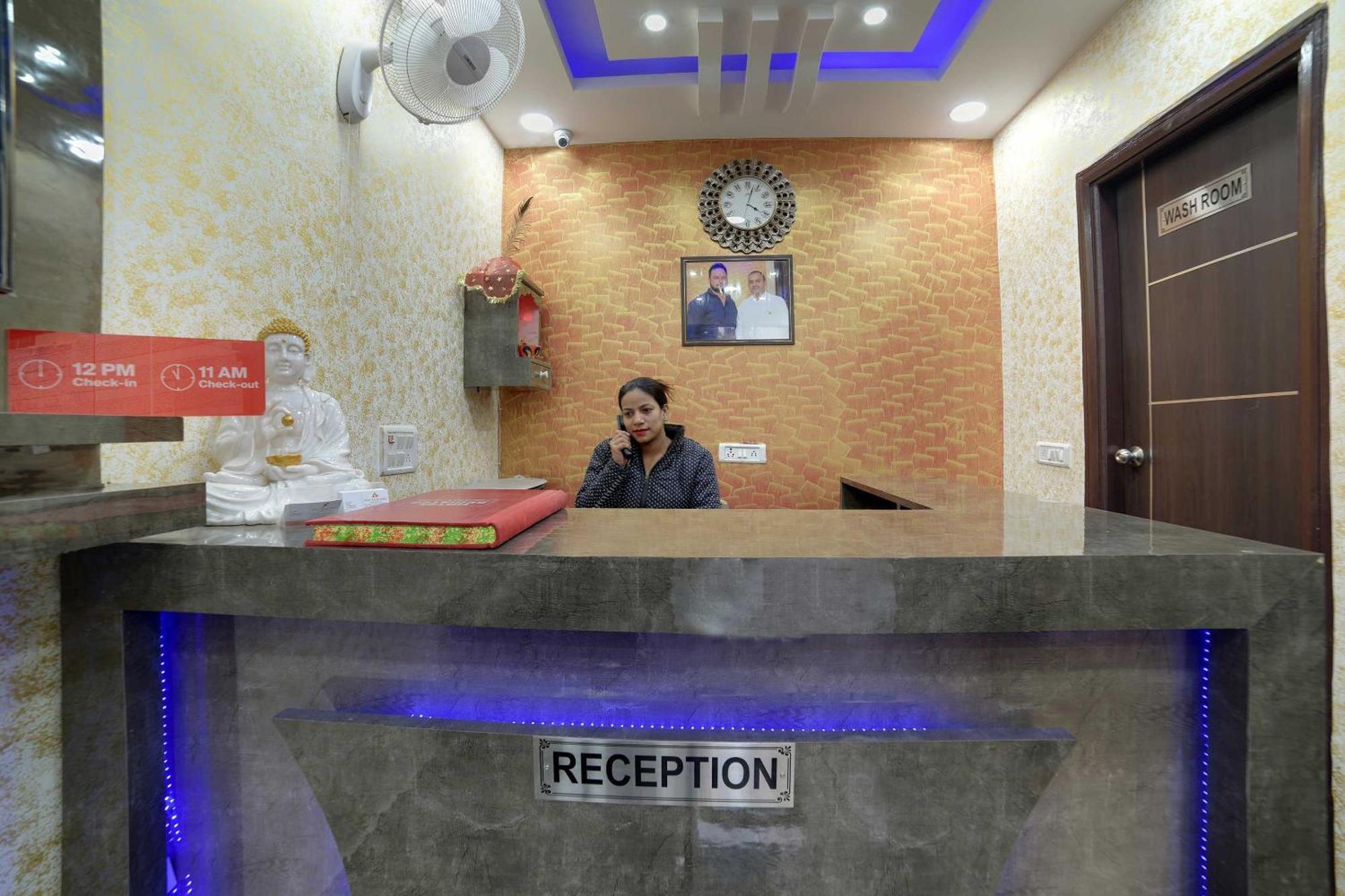 Hotel O Kanak Palace New Delhi Ngoại thất bức ảnh