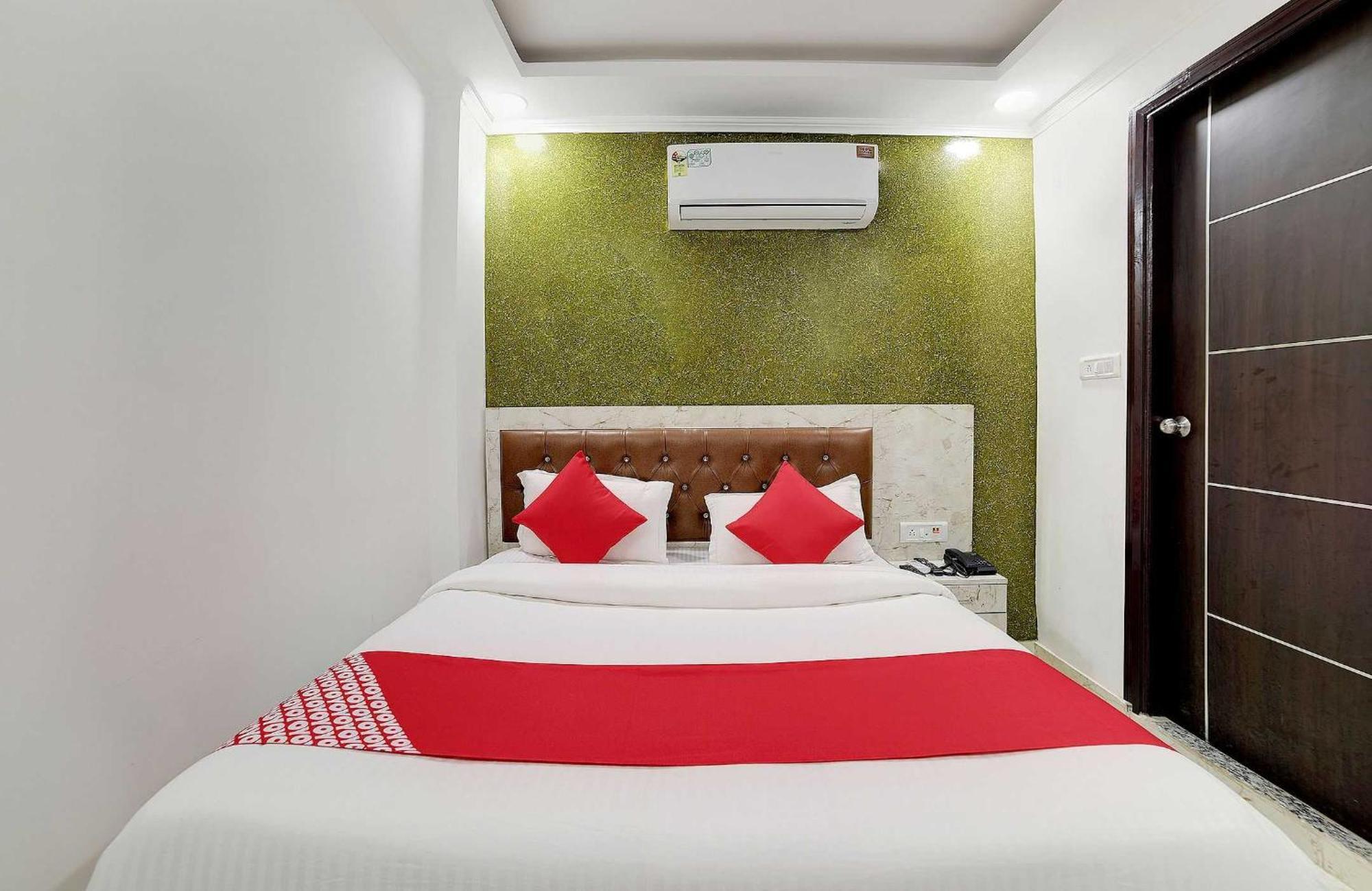 Hotel O Kanak Palace New Delhi Ngoại thất bức ảnh