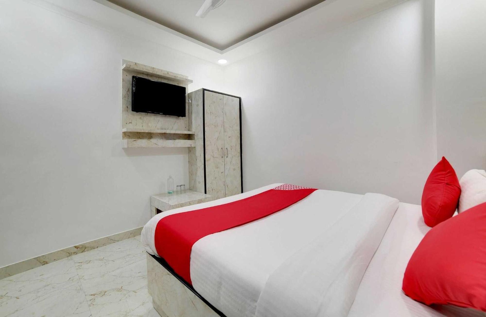 Hotel O Kanak Palace New Delhi Ngoại thất bức ảnh